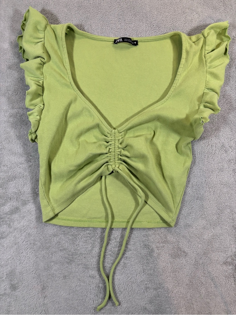 Zara top size Large